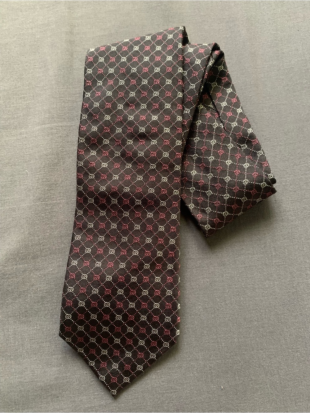 Gucci Men’s Silk Tie Black Red & Gold GG Monogram 3.25” Width Designer